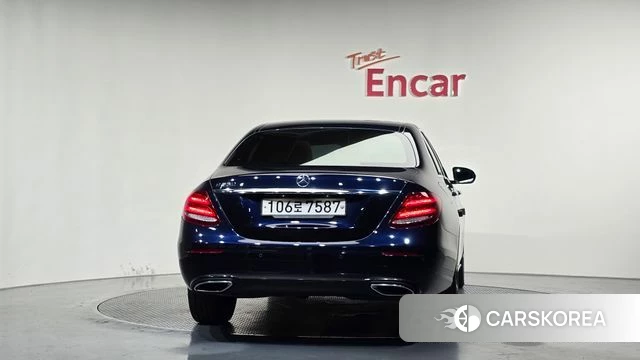 Mercedes-Benz E-Class W213 id 4402948 из Кореи 25