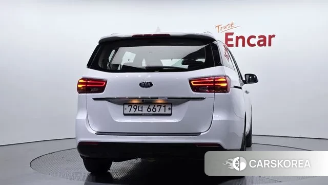 Kia The New Carnival id 3363238 из Кореи 14