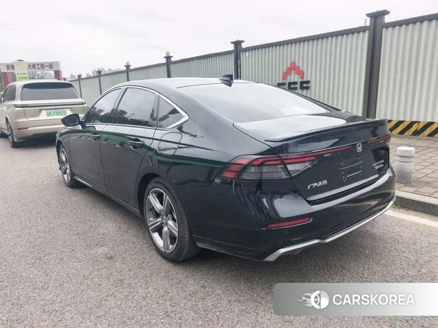 Honda Accord PHEV id 4261968 из Китая 13