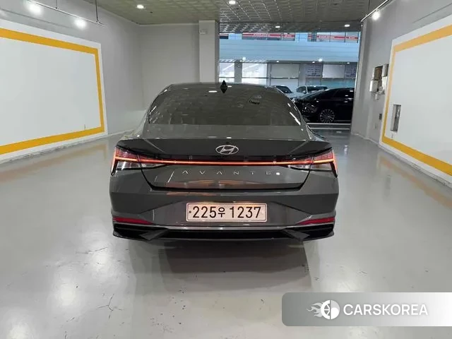 Hyundai Avante (CN7) id 3335377 из Кореи 14