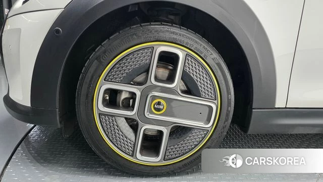 Mini Cooper Electric id 4533915 из Кореи 26