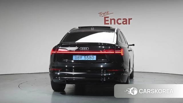 Audi e-Tron id 4249111 из Кореи 22