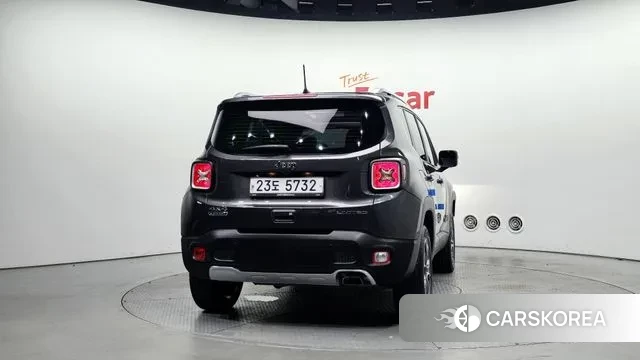Jeep Renegade id 2991149 из Кореи 14