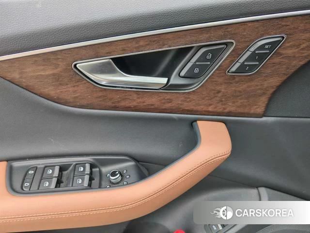 Audi Q7 id 4359539 из Китая 8