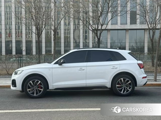 Audi Q5L id 4275728 из Китая 21