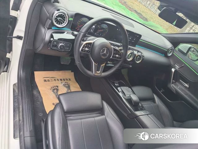 Mercedes-Benz Class A 2019 Белый из Китая, фото 5