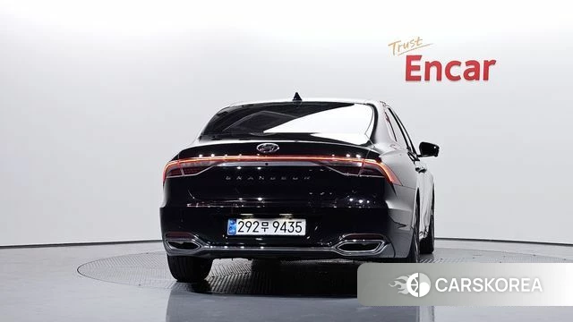 Hyundai The New Grandeur IG Hybrid id 4613972 из Кореи 30