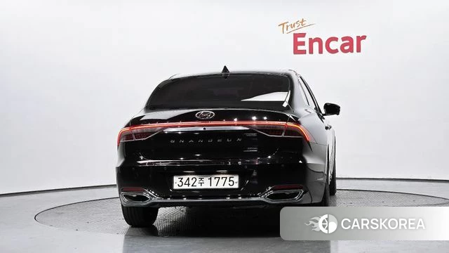 Hyundai The New Grandeur IG Hybrid id 3942116 из Кореи 14