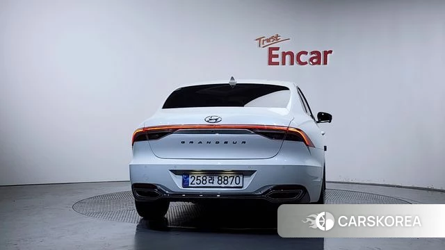 Hyundai The New Grandeur IG id 4244174 из Кореи 28