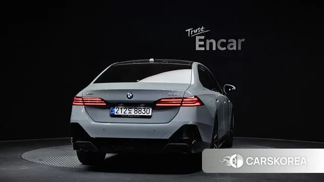 BMW 5 Series (G60) id 3554736 из Кореи 14