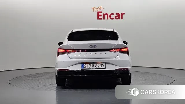 Hyundai Avante Hybrid (CN7) id 3273105 из Кореи 14