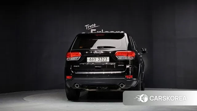 Jeep Grand Cherokee id 2941399 из Кореи 14