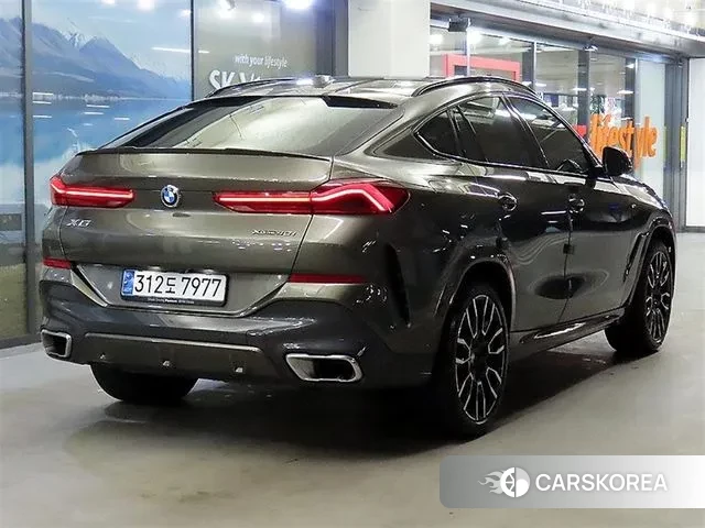 BMW X6 (G06) 2024 Коричневый из Кореи, фото 4