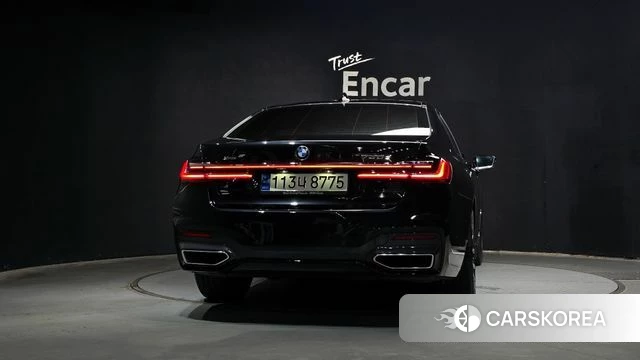 BMW 7 Series (G11) id 4370549 из Кореи 24