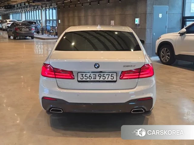 BMW 5 Series (G30) id 3034294 из Кореи 14