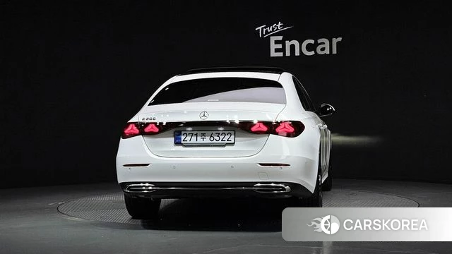 Mercedes-Benz E-Class W214 id 4548469 из Кореи 24