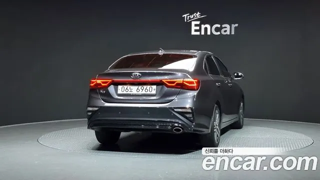 Kia Come New K3 id 2363618 из Кореи 14