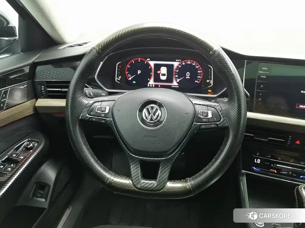 Volkswagen Passat id 4577840 из Китая 18
