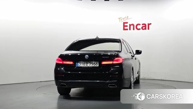 BMW 5 Series (G30) id 4707352 из Кореи 29