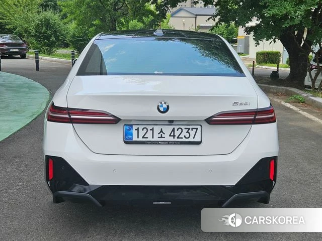 BMW 5 Series (G60) id 4599863 из Кореи 14