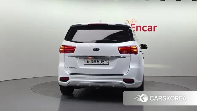 Kia The New Carnival id 3459709 из Кореи 14