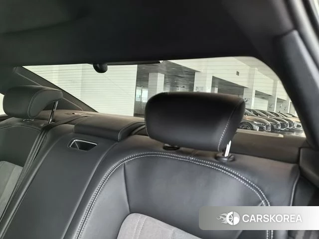 Audi A6L id 4341696 из Китая 13