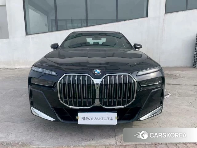 BMW 7 series 2024 Черный из Китая, фото 4