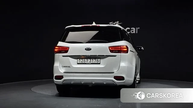 Kia The New Carnival id 3489381 из Кореи 14