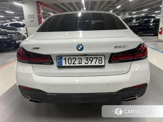 BMW 5 Series (G30) id 3556067 из Кореи 14