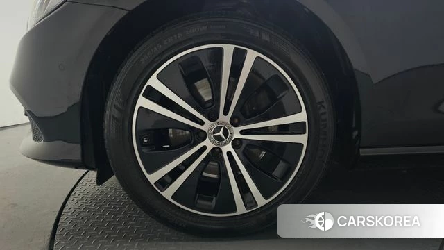 Mercedes-Benz E-Class W213 id 4586537 из Кореи 29