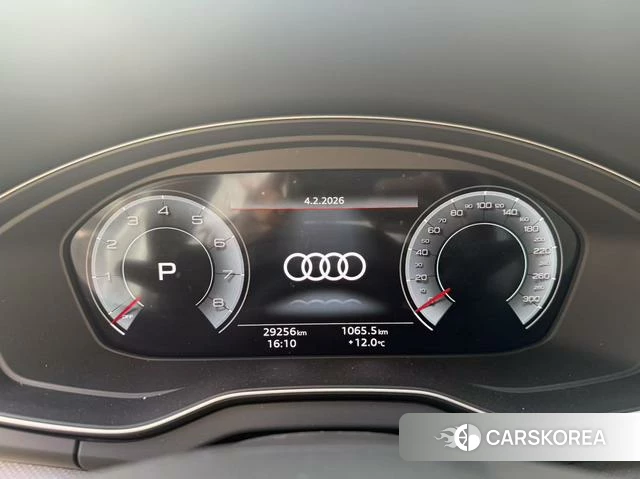 Audi Q5L 2024 Белый из Китая, фото 4