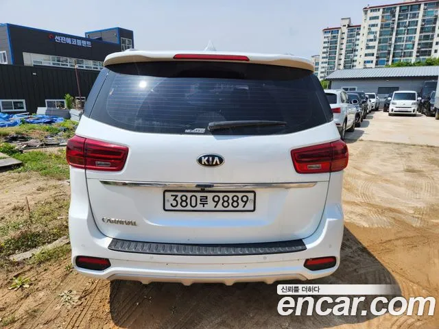 Kia The New Carnival id 2706585 из Кореи 12