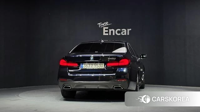 BMW 5 Series (G30) id 4529424 из Кореи 27