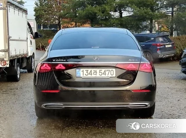 Mercedes-Benz E-Class W214 id 3538418 из Кореи 14
