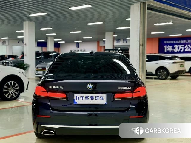 BMW 5 series 2023 Черный из Китая, фото 4