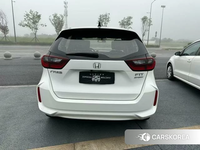 Honda Fit 2021 Белый из Китая, фото 4