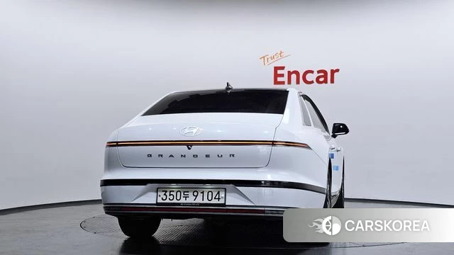 Hyundai Grandeur (GN7) id 4266841 из Кореи 31