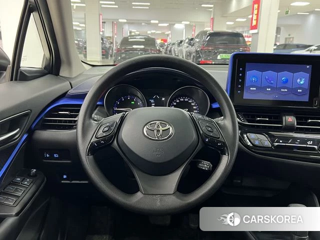 Toyota C-HR id 4263814 из Китая 10