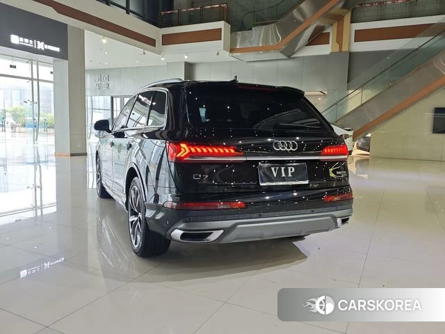Audi Q7 id 4367477 из Китая 7
