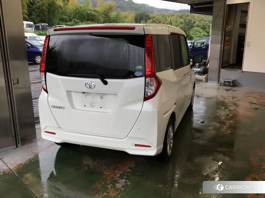 Toyota Roomy 2018 из Японии, фото 4