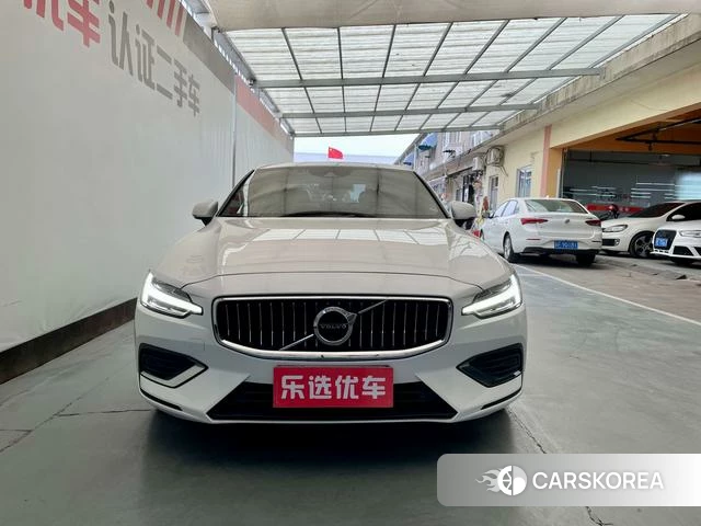 Volvo S60 id 4240847 из Китая 11
