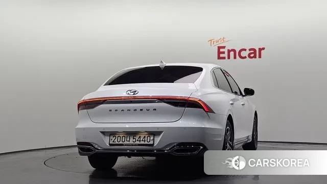 Hyundai The New Grandeur IG id 3300820 из Кореи 14