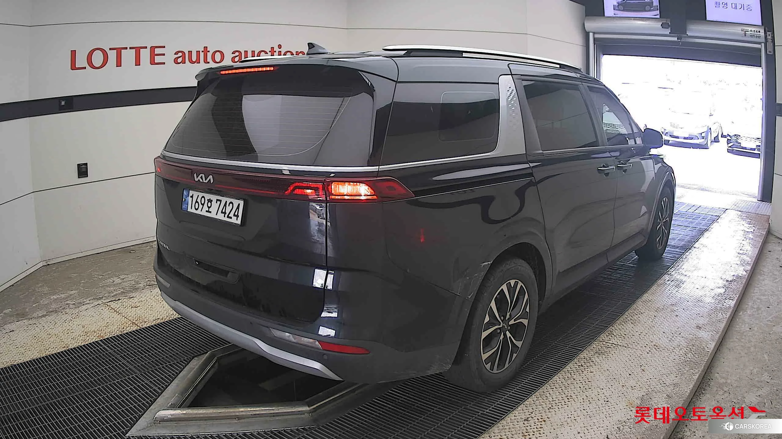 Kia Carnival id 4674194 из Кореи 30
