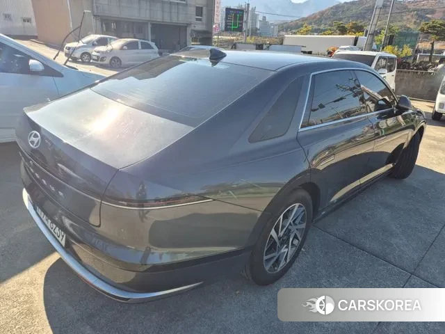 Hyundai Grandeur Hybrid (GN7) id 3400499 из Кореи 14