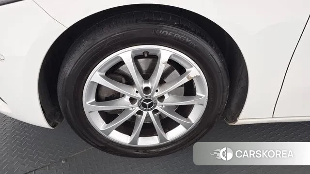 Mercedes-Benz A-Class W177 id 3362413 из Кореи 14