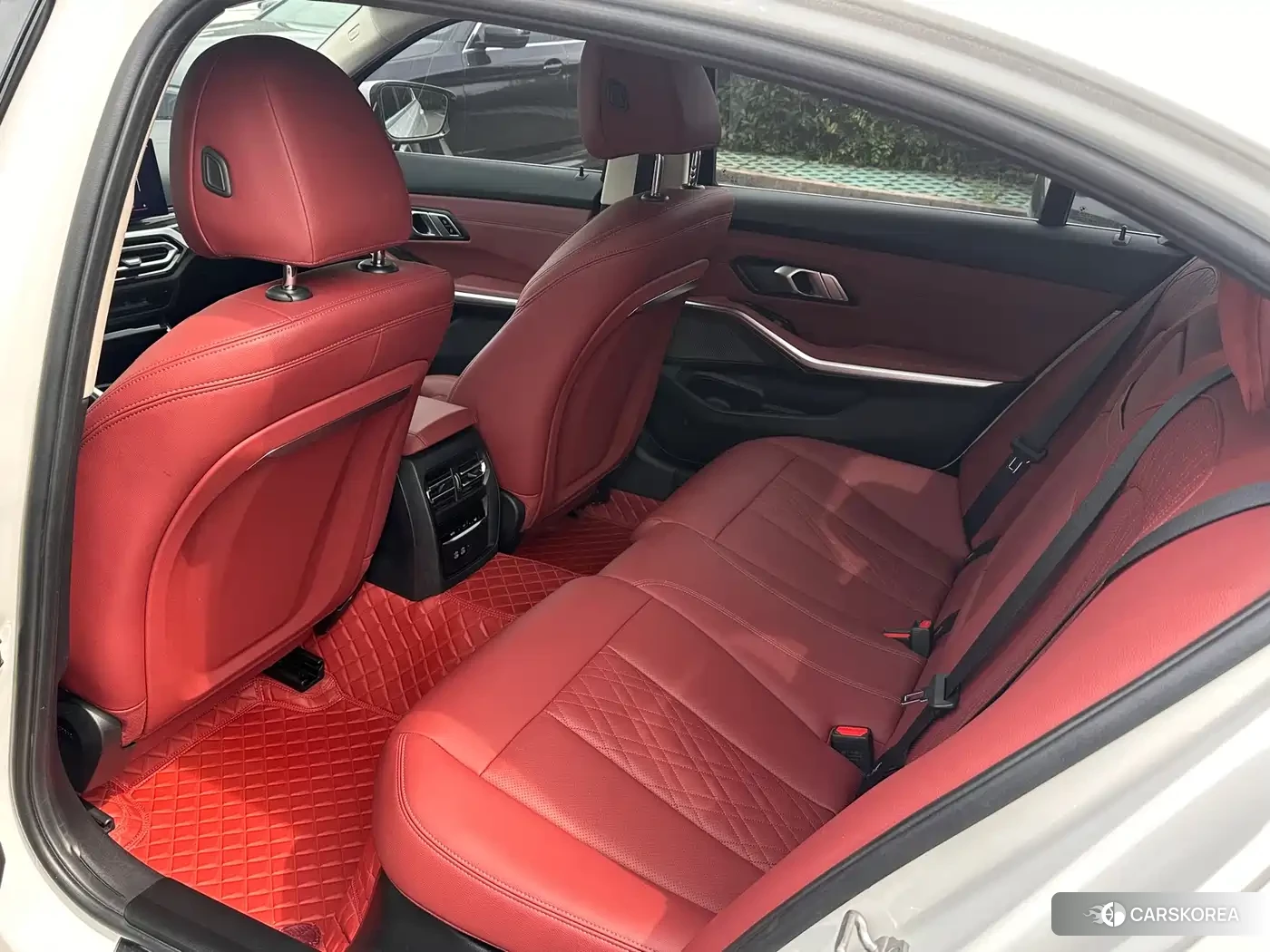 BMW 3 series 2024 Белый из Китая, фото 5