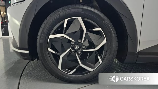 Hyundai Ionic 5 id 4280444 из Кореи 27