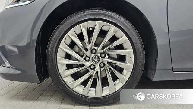 Lexus ES300h 7th generation id 4768523 из Кореи 25
