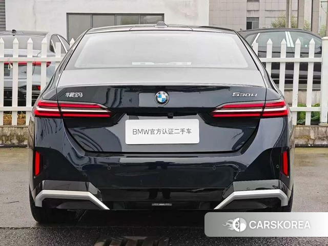 BMW 5 series 2025 Черный из Китая, фото 4