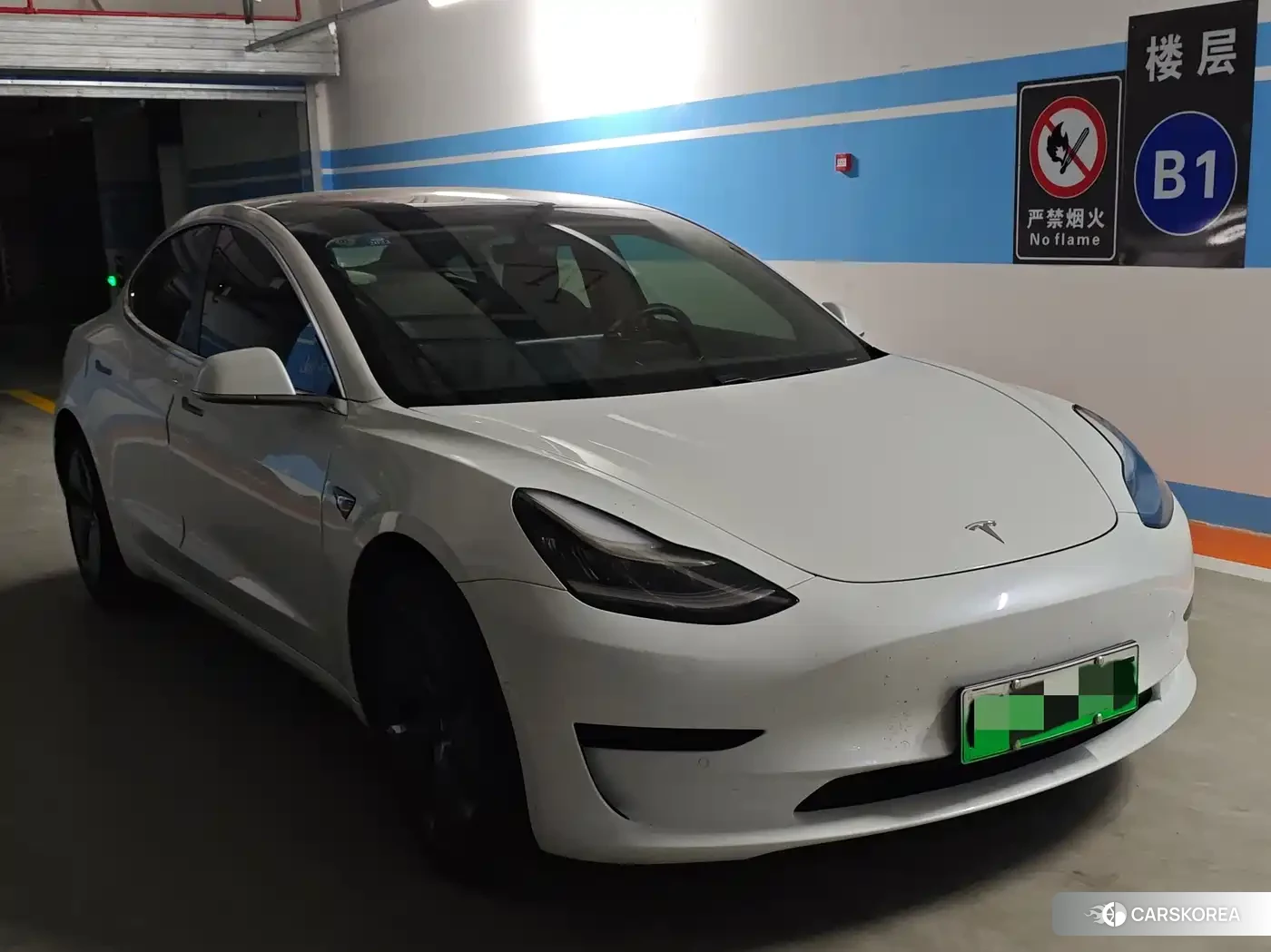 Tesla Model 3 2021 Белый из Китая, фото 4